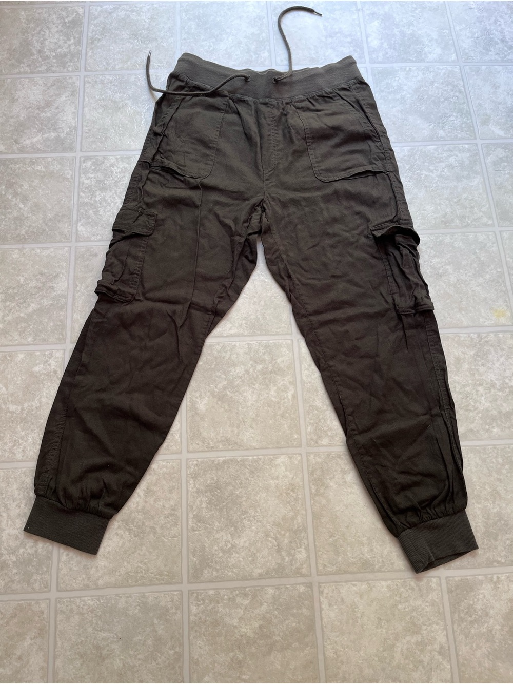 Garage Olive Green Waist And Ankle Bands Pull On Cargo Pants Size Small